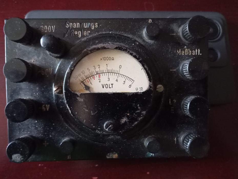 Часть приборной панели немецкого самолёта, 1941г