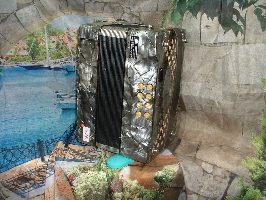 Concertina para venda N, 925
