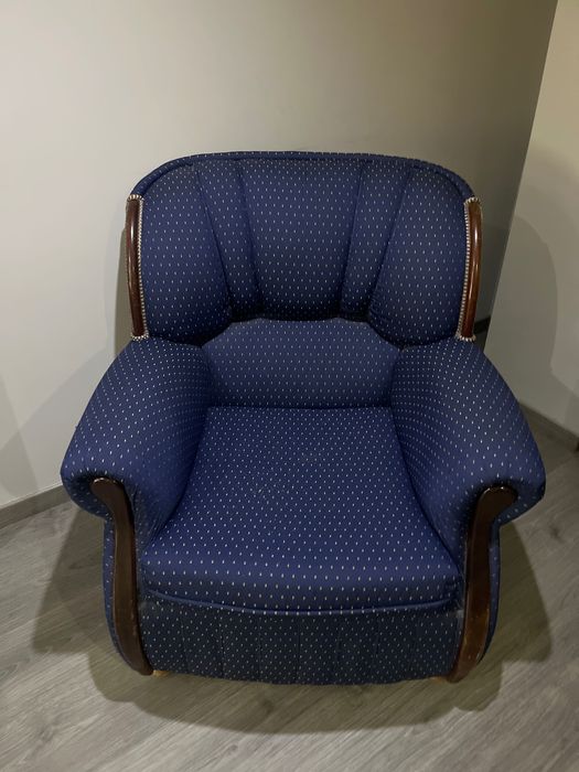 Sofá de 3 lugares + 2 poltronas