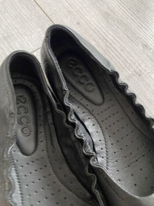 Ecco buty balerinki skorzane nowe roz 32