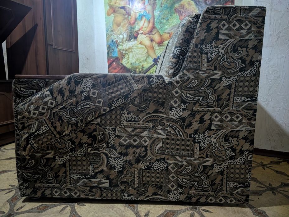 Диван розсувний. БВ безкоштовно