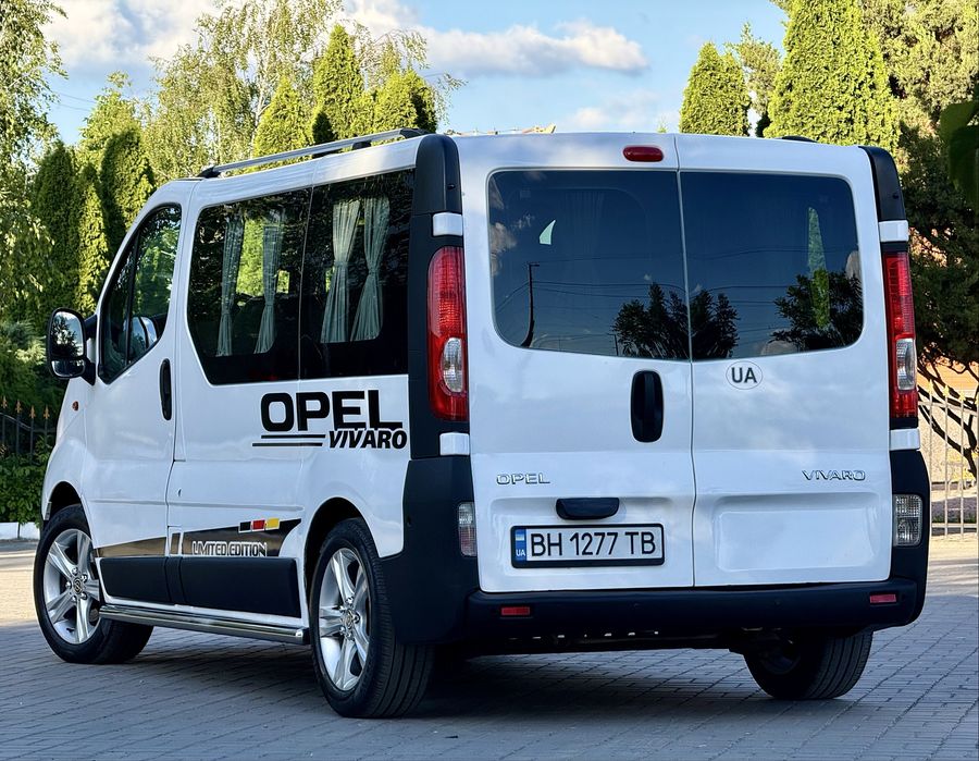 В Продажі Opel VIVARO 2.0 В Ідеальному Стані!!! Максимальна Комплектація! 8+1