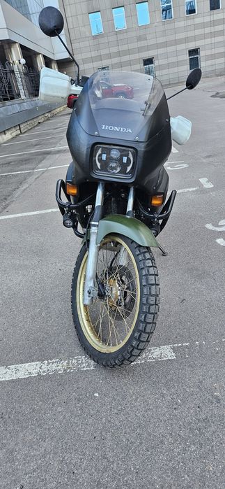 Honda Transalp 600