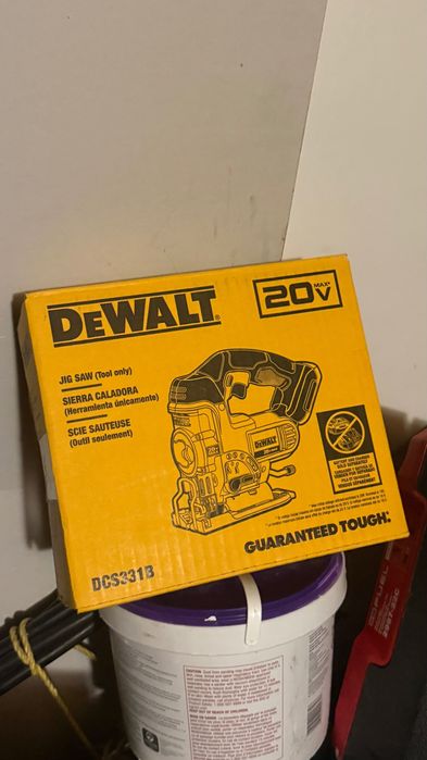 Dewalt Tico. -  Tico