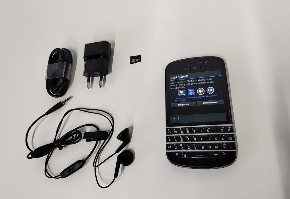 Kolekcja BlackBerry Q10 Czarny Bez Simlocka