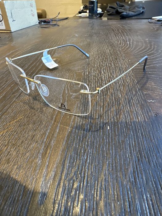 Okulary korekcyjne marki Rodenstock R7054 col. B