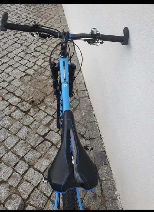 Bicicleta GIANT ANTHEM em muito bom estado