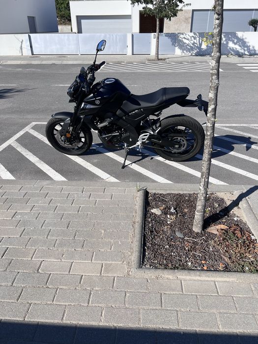 Yamaha MT - 125.