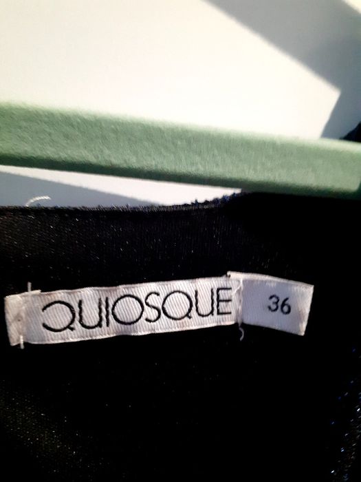 Granatowa sukienka z połyskiem..Wysyłka gratis