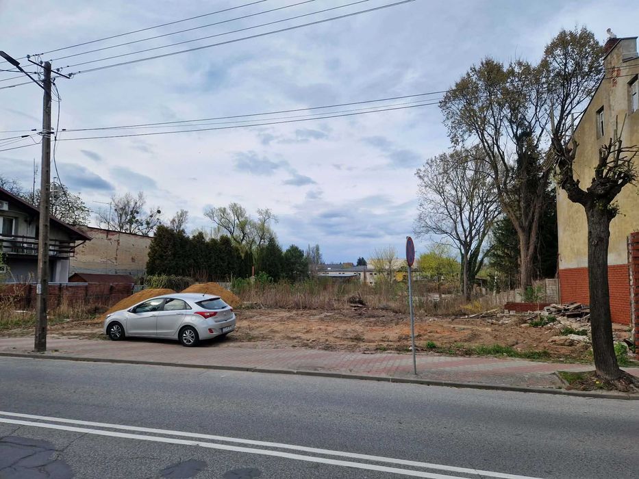 Działka inwestycyjna Głowno centrum miasta 32m szerokości 1592m2