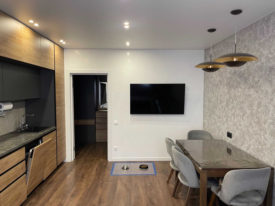 Продам квартиру .