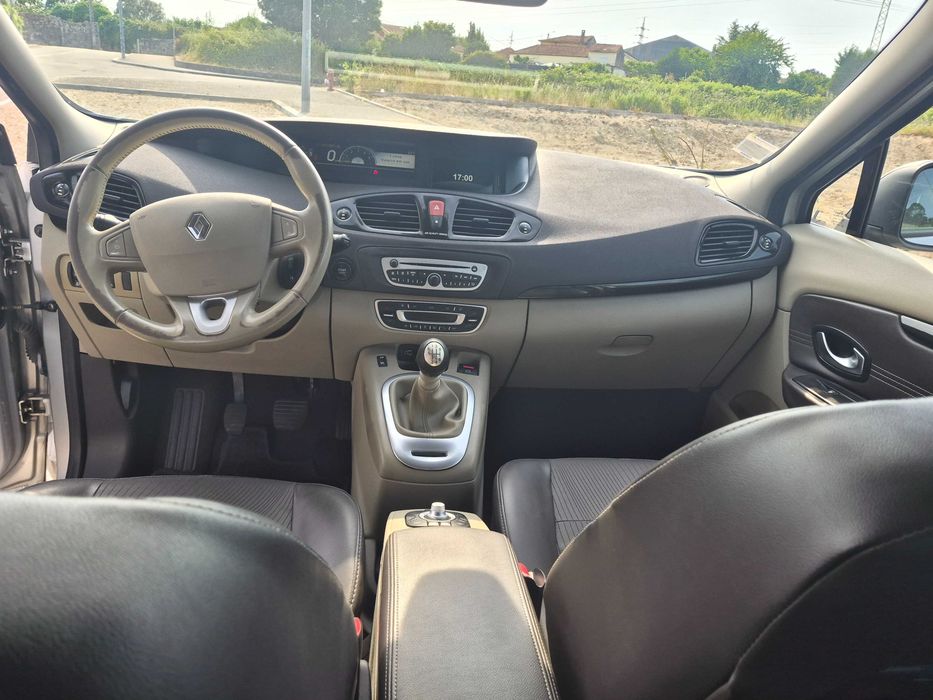 Grand Scenic Renault
