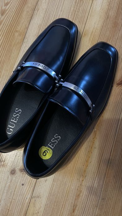 Туфлі стильні чоловічі брендові guess нові