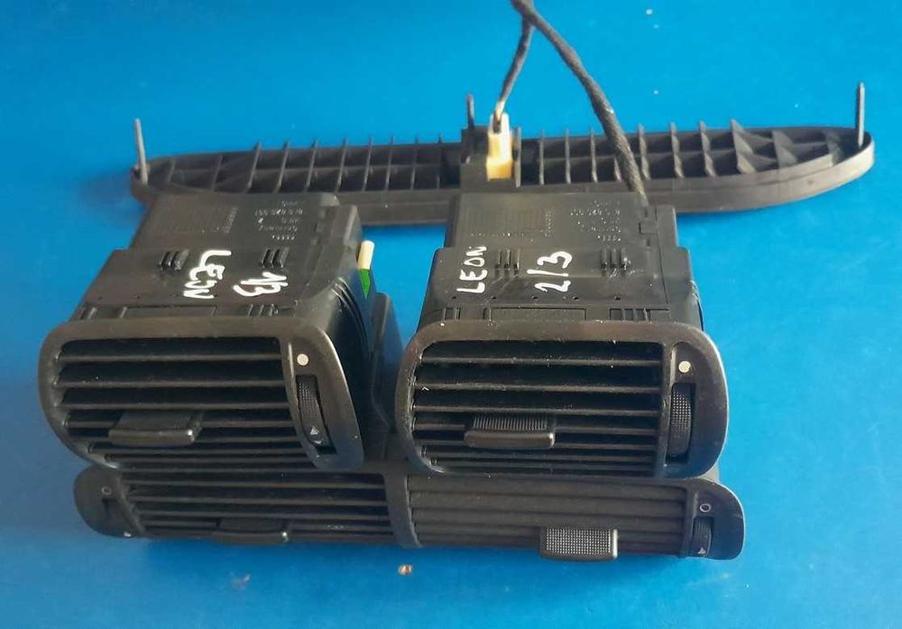 Kratki nawiewu środkowa kratka lewa prawa Seat Leon 1 Toledo 2