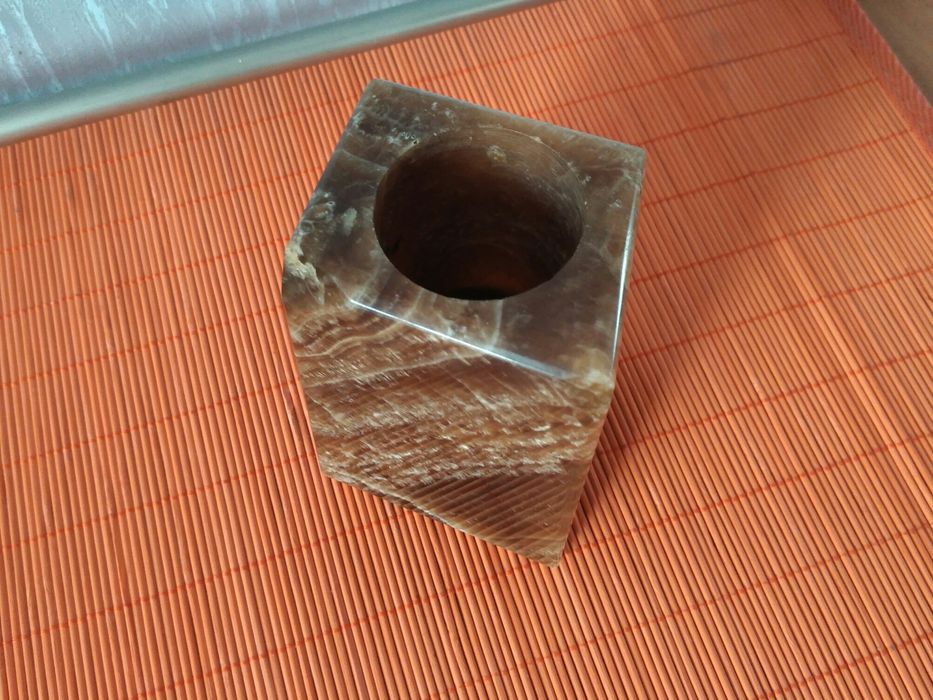 Підставка для ручок із каменю. Агат.