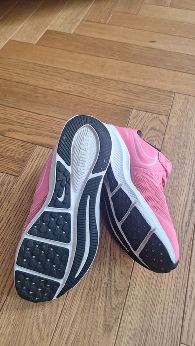 Buty Nike dziewczęce,  rozmiar 34