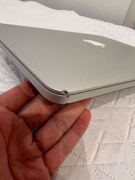 MacBook Pro 13” Retina (Early 2015) + Vintage WaterField Sleeve