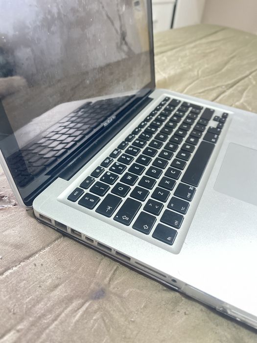 Macbook Pro com Teclado Novo!