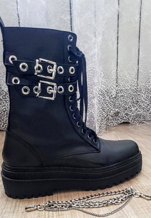 Шкіряні черевики ZARA, р. 39