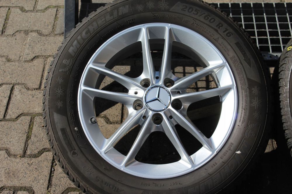 oryg mercedes a-klasa cla w177 16cali 5x112 et44 tpms