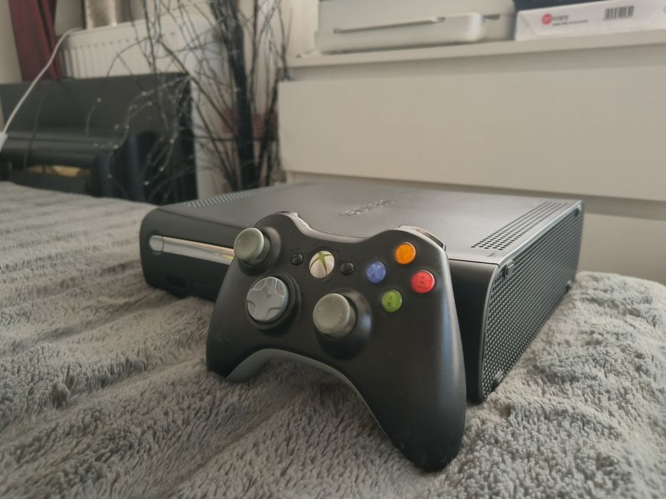 Xbox 360 Elite 120GB