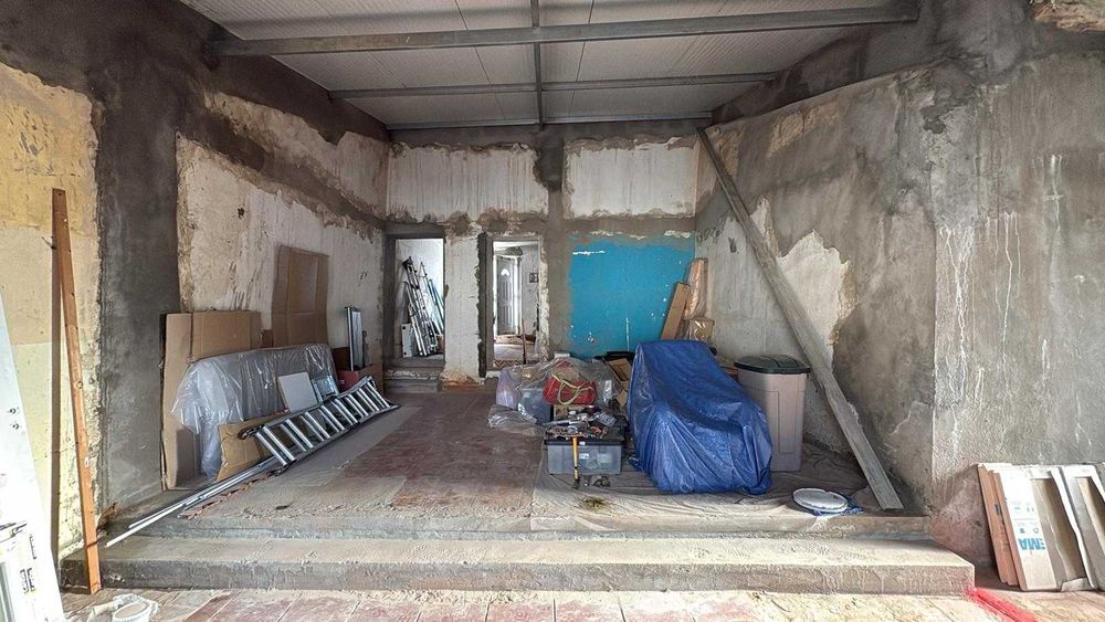 Casa Terrea para recuperar em Santa Clara de Louredo 75m2
