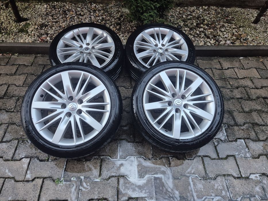 Felgi 5x114,3 renault kia  18 cali opony letnie