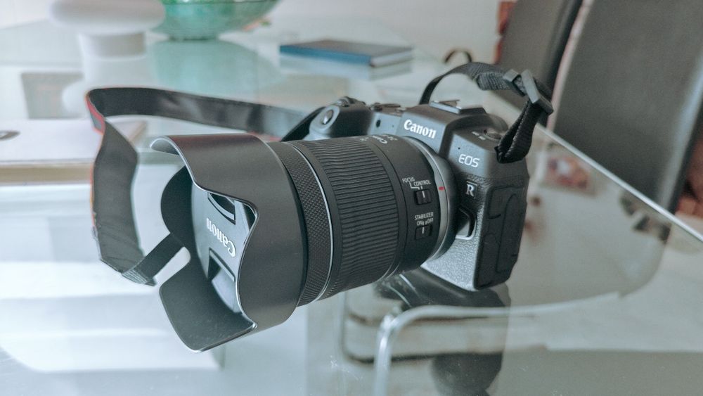 Kit Canon EOS RP (C/ Garantia) + RF 24-105mm + RF 50mm 1.8 + Acessórios