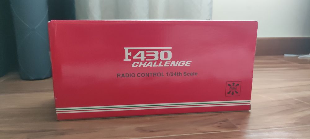 Carro telecomandado Ferrari f430 challenge