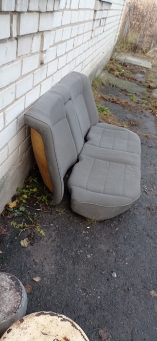 Заднє сидіння ауді 100 с3