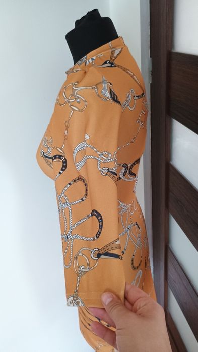 Musztardowa wzorzysta sukienka Mosquito XS