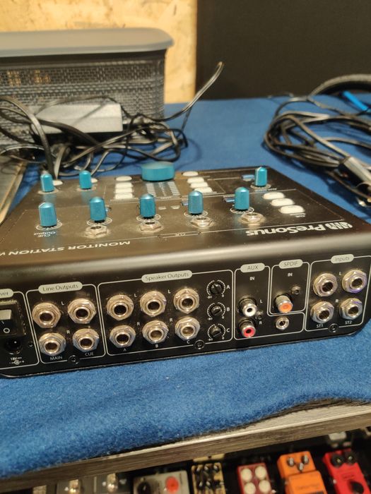 Presonus Monitor Station V2