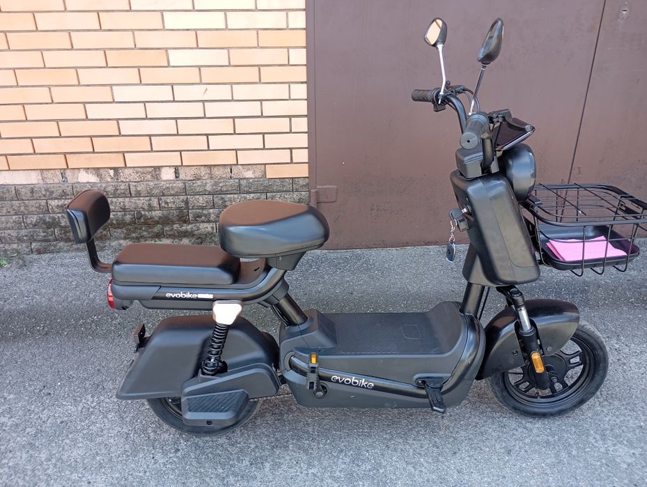 Електроскутер. ЕVOBIKE ATLAS PRO 800 W 60 V 20 Ah, чорний.