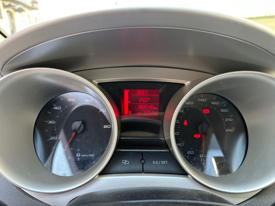 SEAT Ibiza — fotografia 6
