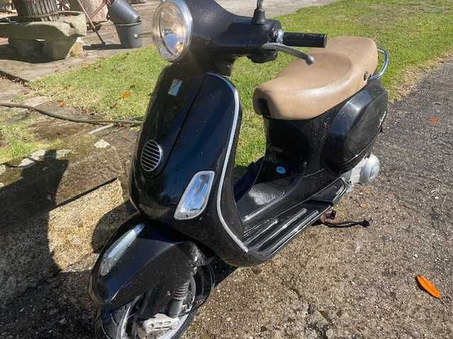 Vespa LX 125 ie 2010 // 12.000 kms