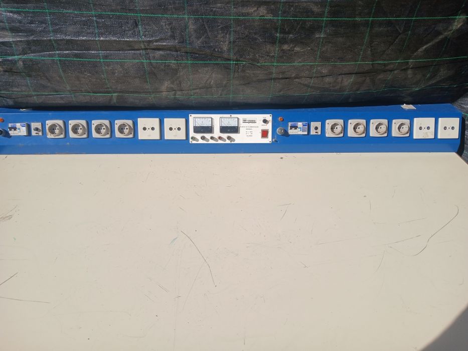 Bancada mesa de electronica reparações  trabalho  entrega