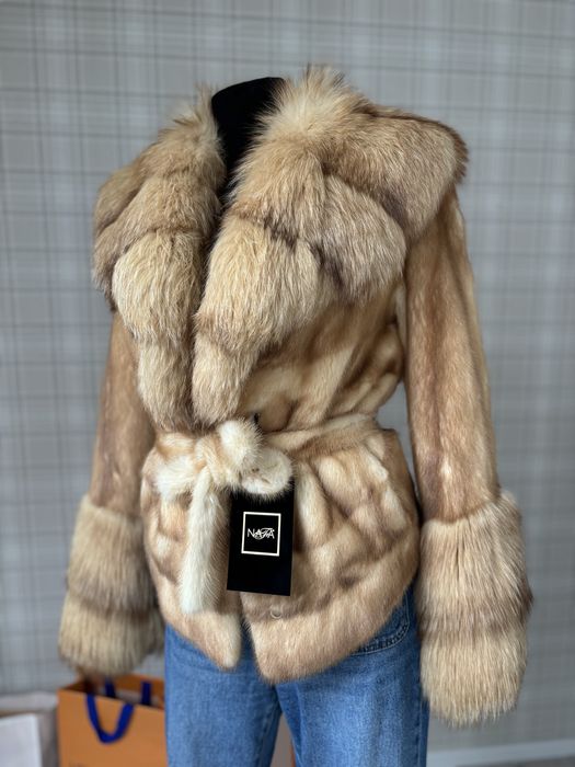 piękne ciasteczkowe futro naturalne z norki z obszyciem lisa S