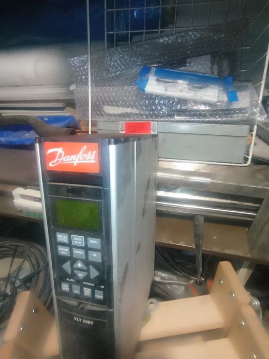 Регулятор частоти Danfoss  VLT 5000, б/у