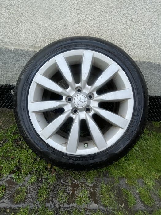 Оригінальні колеса Mitsubishi Outlander R18