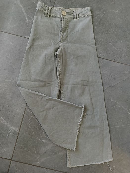 Прямі джинси Zara, з необробленим краєм, 128-134