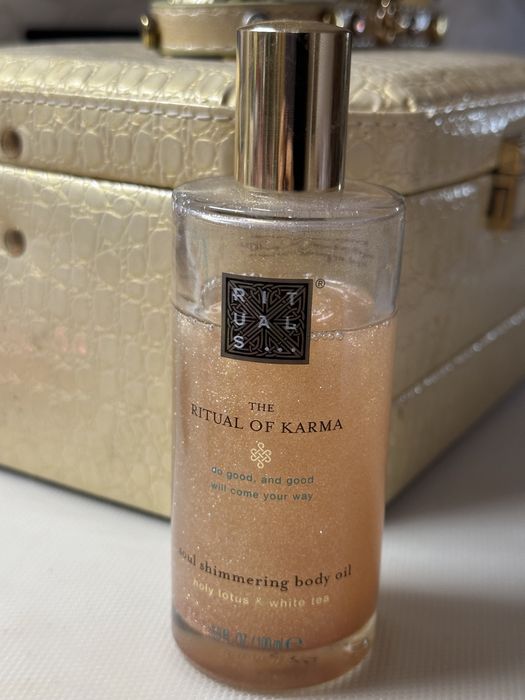 Масло с шиммером от Rituals