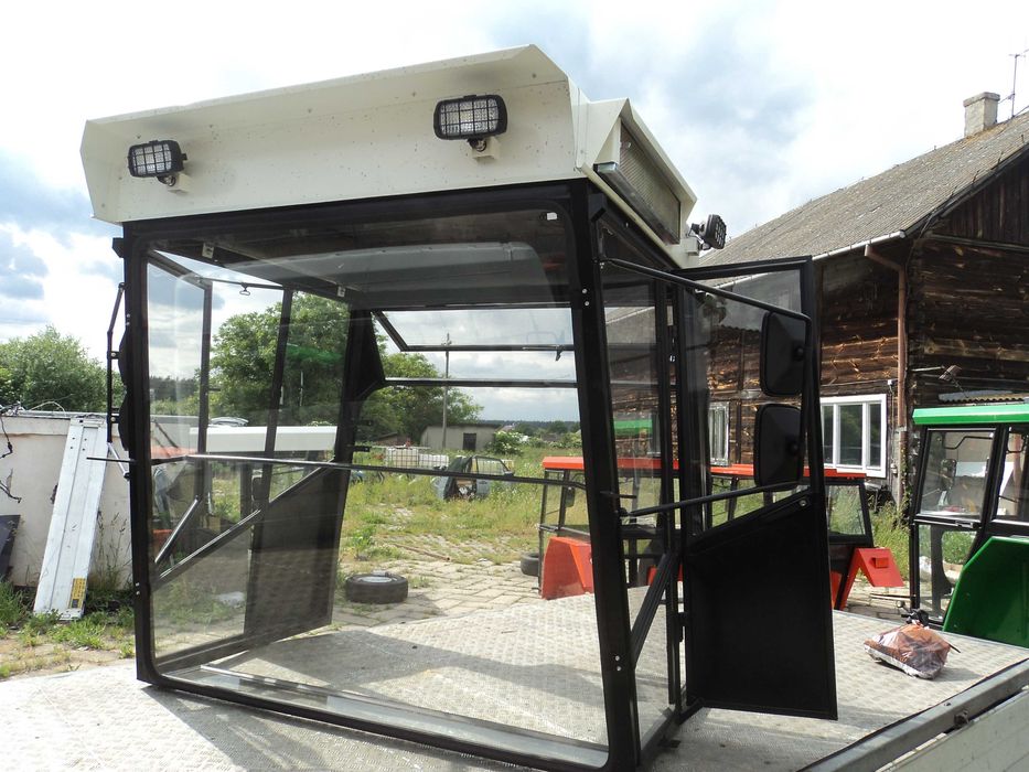 Kabina maska ciagnikowa c330 c360 MF FERUSON ruski RATY 24H transport