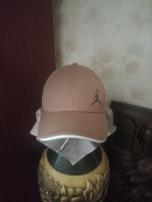 Шапки одним лотом.
