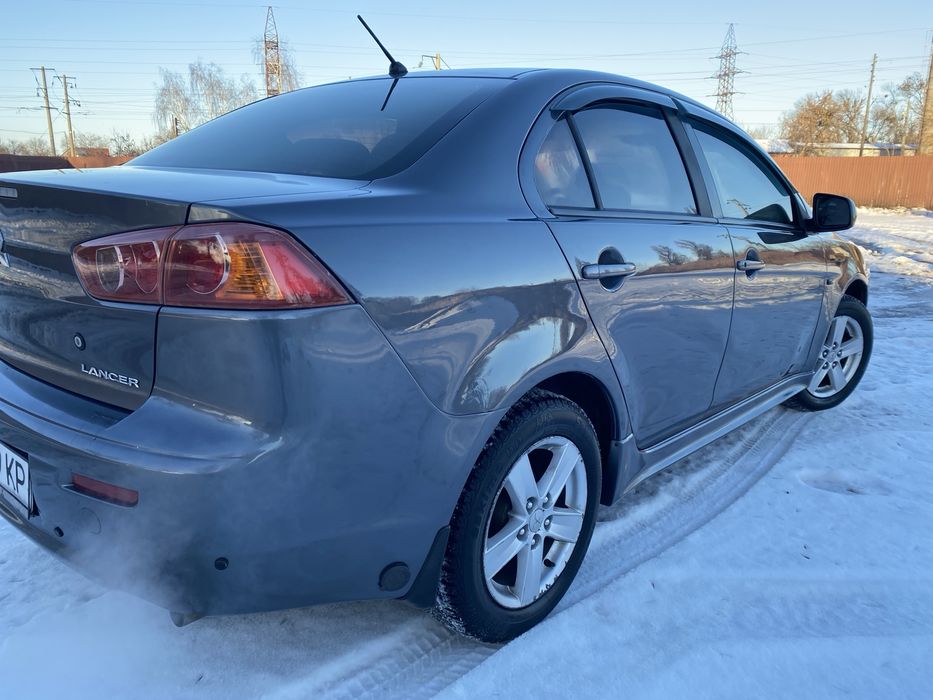 Продам Mitsubishi-Lancer