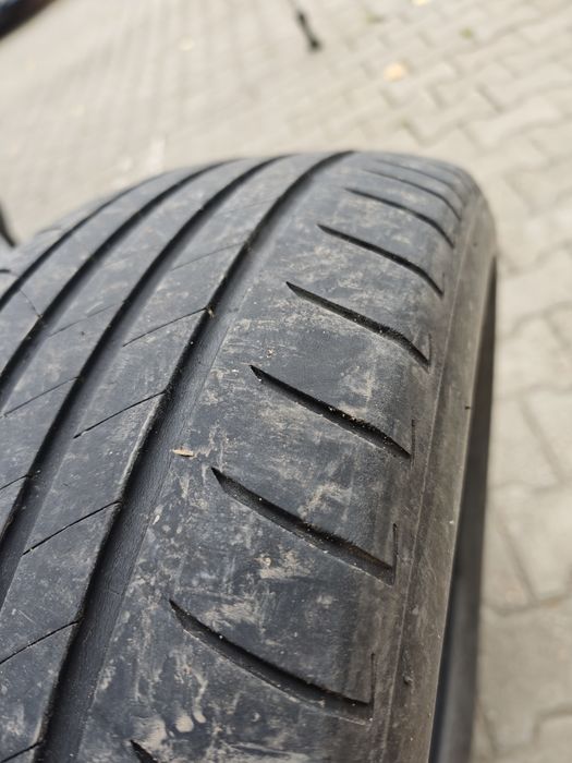 Opony Bridgestone Turanza t005 17 215 60r17
