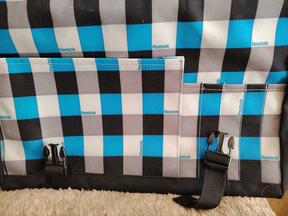 Mala escolar, uma alternativa às mochilas.
