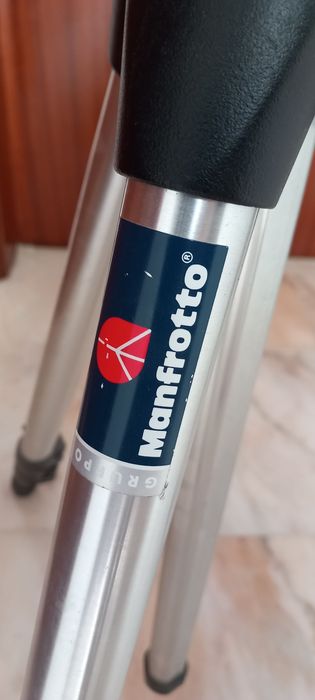 Tripé Manfrotto 141RC