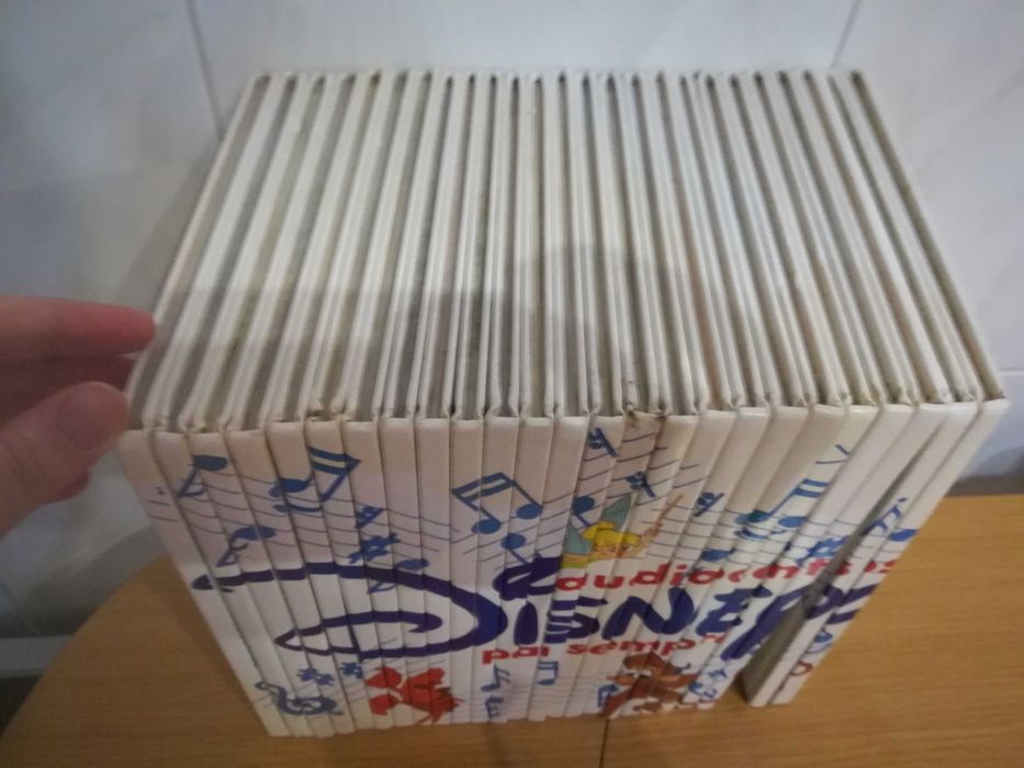 Disney Aladino Cinderela Pinóquio Peter Pan Robin dos bosques Canção