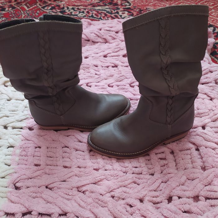 Детские сапоги осенние , кожа.