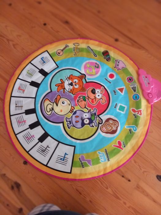 Tapete/Piano Musical